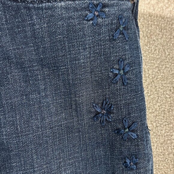 Levi's Mid Rise Skinny Embroidered Pockets Jeans Women's Size 30 - Picture 5 of 10